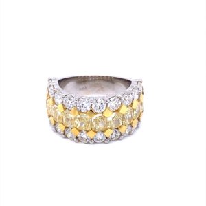18kt White and Yellow Gold Yellow Diamond Ring