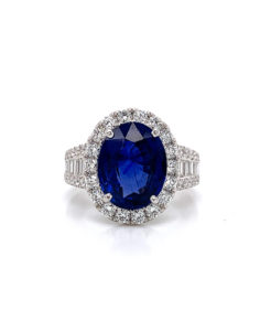 18kt White Gold Sapphire And Diamond Ring